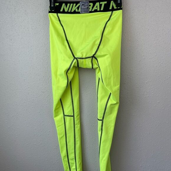 Nike Combat Pro Leggings Size M EUC - Picture 3 of 6